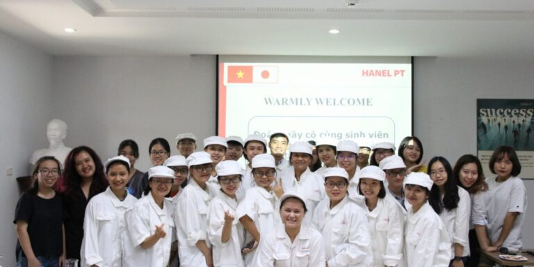 Students of FTU’S Faculty of Business Administration join field trip to Hanel company