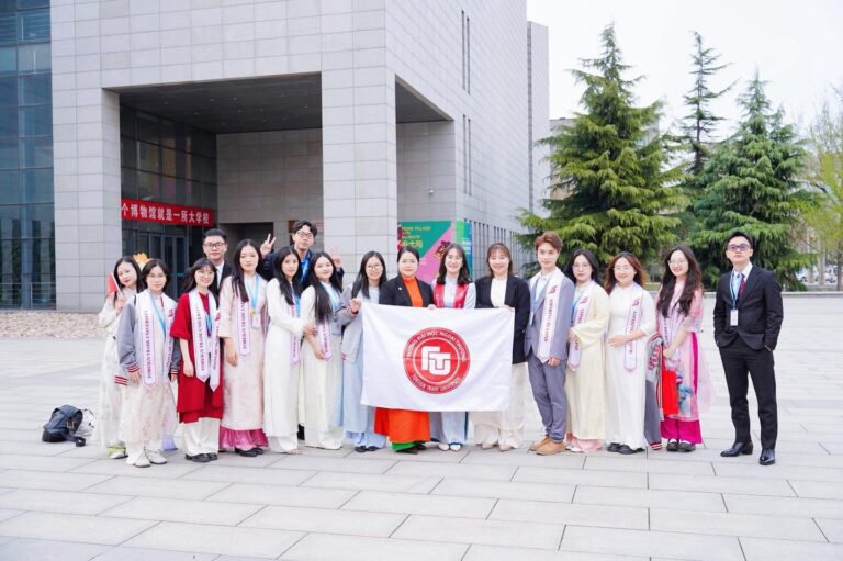 FTU BUSINESS ADMINISTRATION STUDENTS PROMOTE INTERNATIONAL IMAGE THROUGH THE 2026 “RED JOURNEY” ACADEMIC PROGRAM IN CHINA