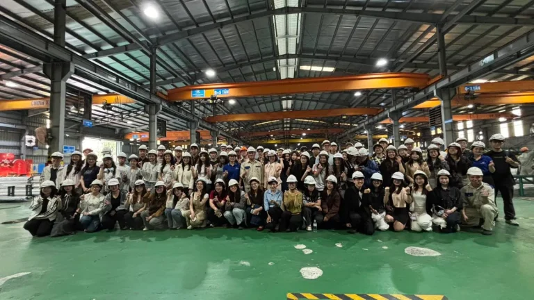 [RECAP] FACTORY TOUR AT HOANG VU INOX GROUP WITH K62 & K63 ADVANCED PROGRAM STUDENTS IN BUSINESS ADMINISTRATION